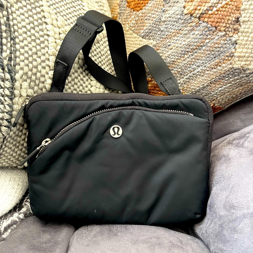 Lululemon City Adventurer Crossbody Bag 2.5L